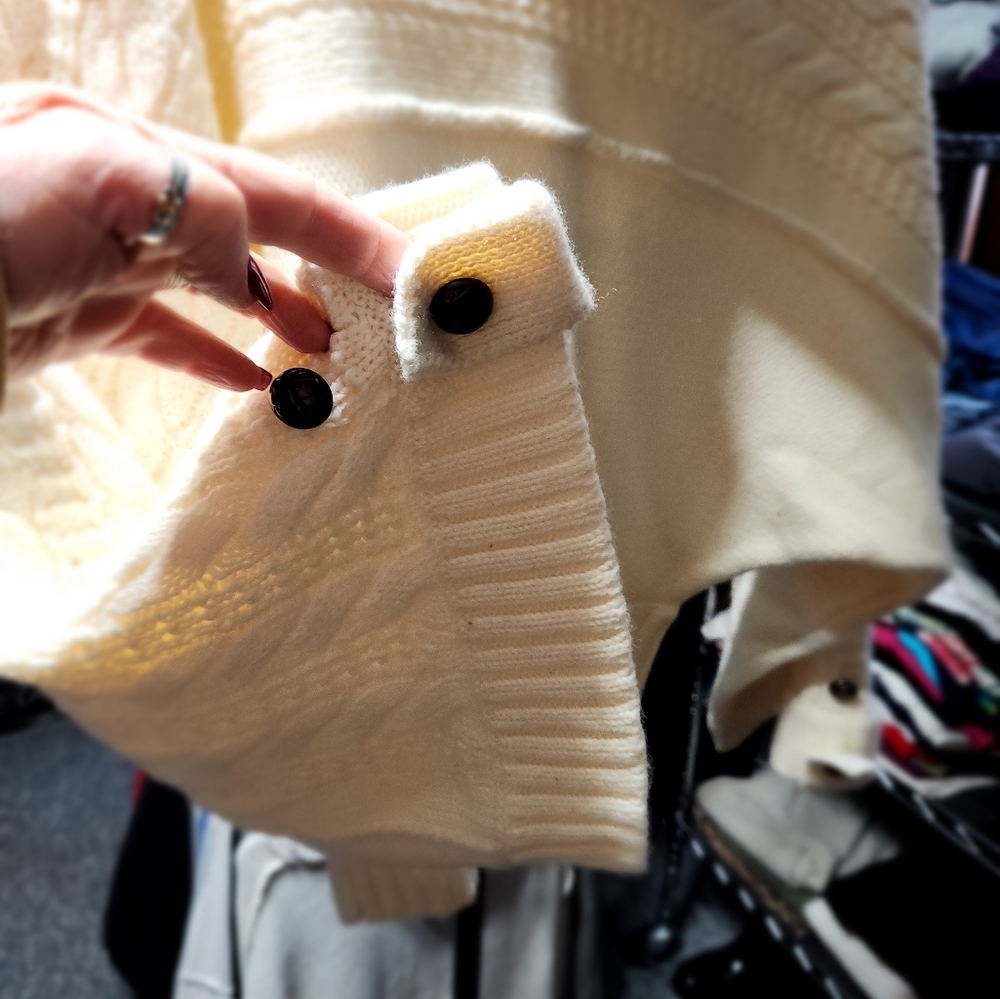 Sweater - Picture 2 of 3
